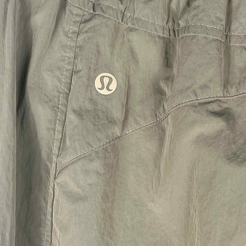 Lululemon Lab Sage Green Nylon Mid Rise Jogger Pants Womens 4 Streetwear - Picture 11 of 14